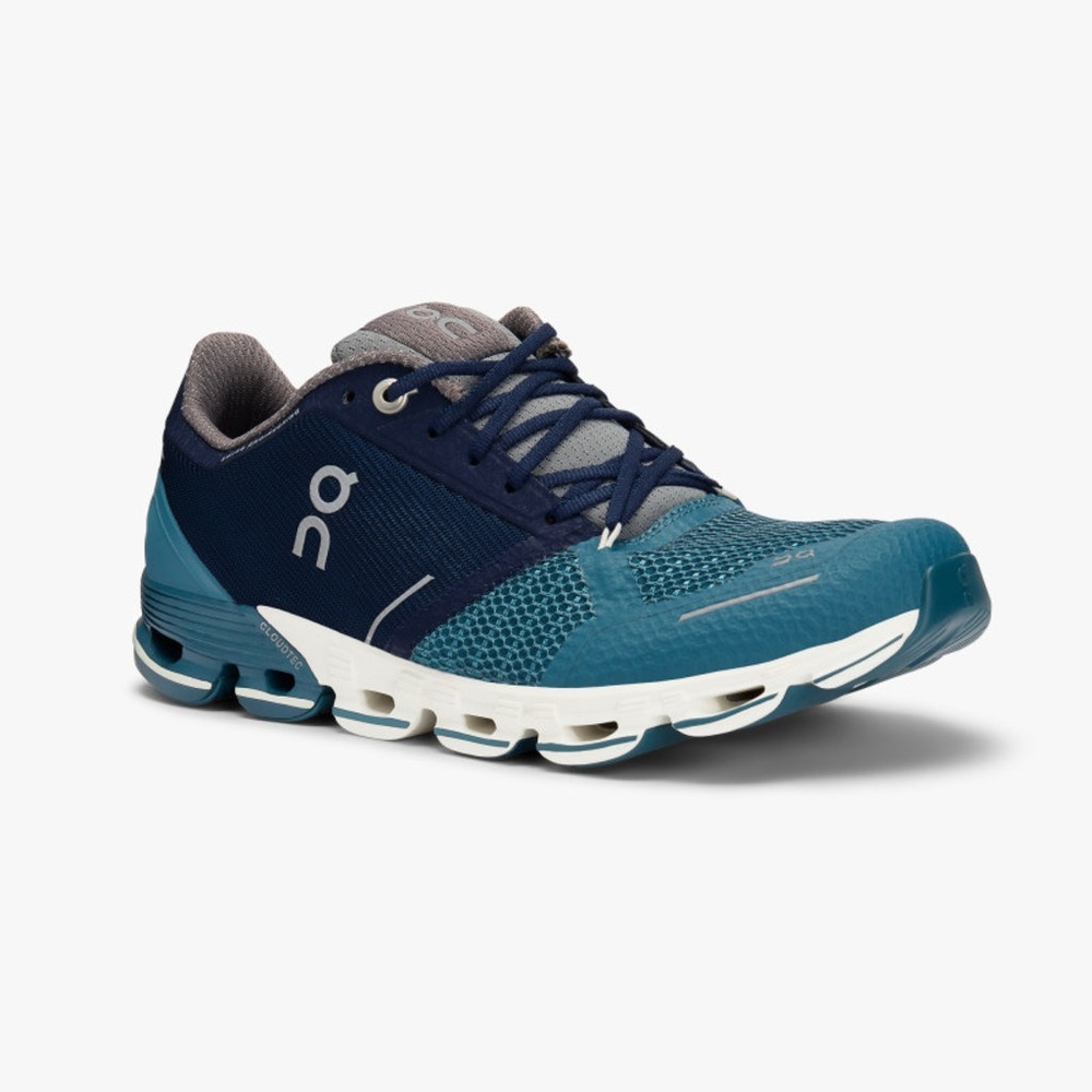 On Running. Cloudflyer. Worn once!! Like new